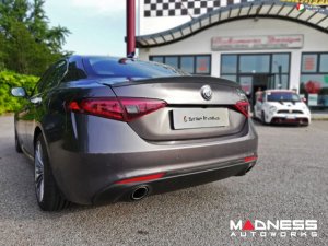 Alfa Romeo Giulia Trunk Spoiler - Fiberglass - Stile Italia Alfa Romeo Giulia Trunk Spoiler - Fiberglass - Stile Italia
